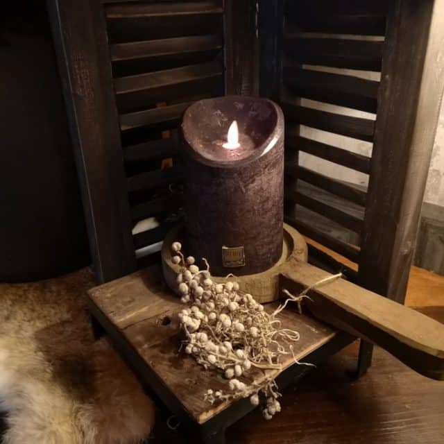 Led Kaars Zwart Flame L