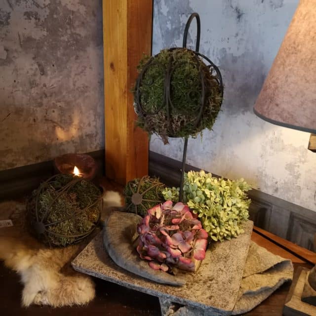 Mos Draadbol Roest 14cm Incl Decoratie Mos
